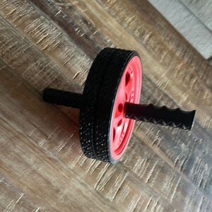 Ab Exercise Wheel - Red and Black